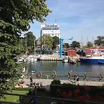 Ferienhaus Doppelzimmer Tresen, Direkt Am Alten Strom